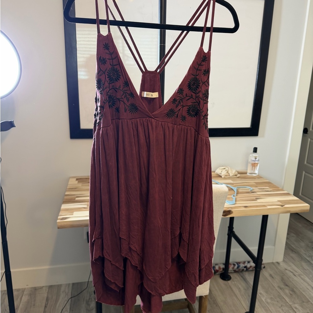 Spirit Maroon Backless Dress with Floral Accents NWOT